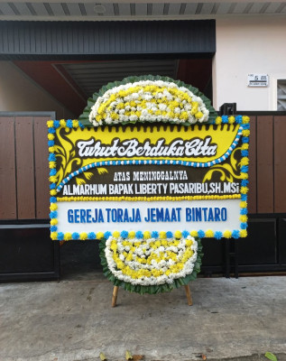 Papan Bunga Duka di Bandar Baru